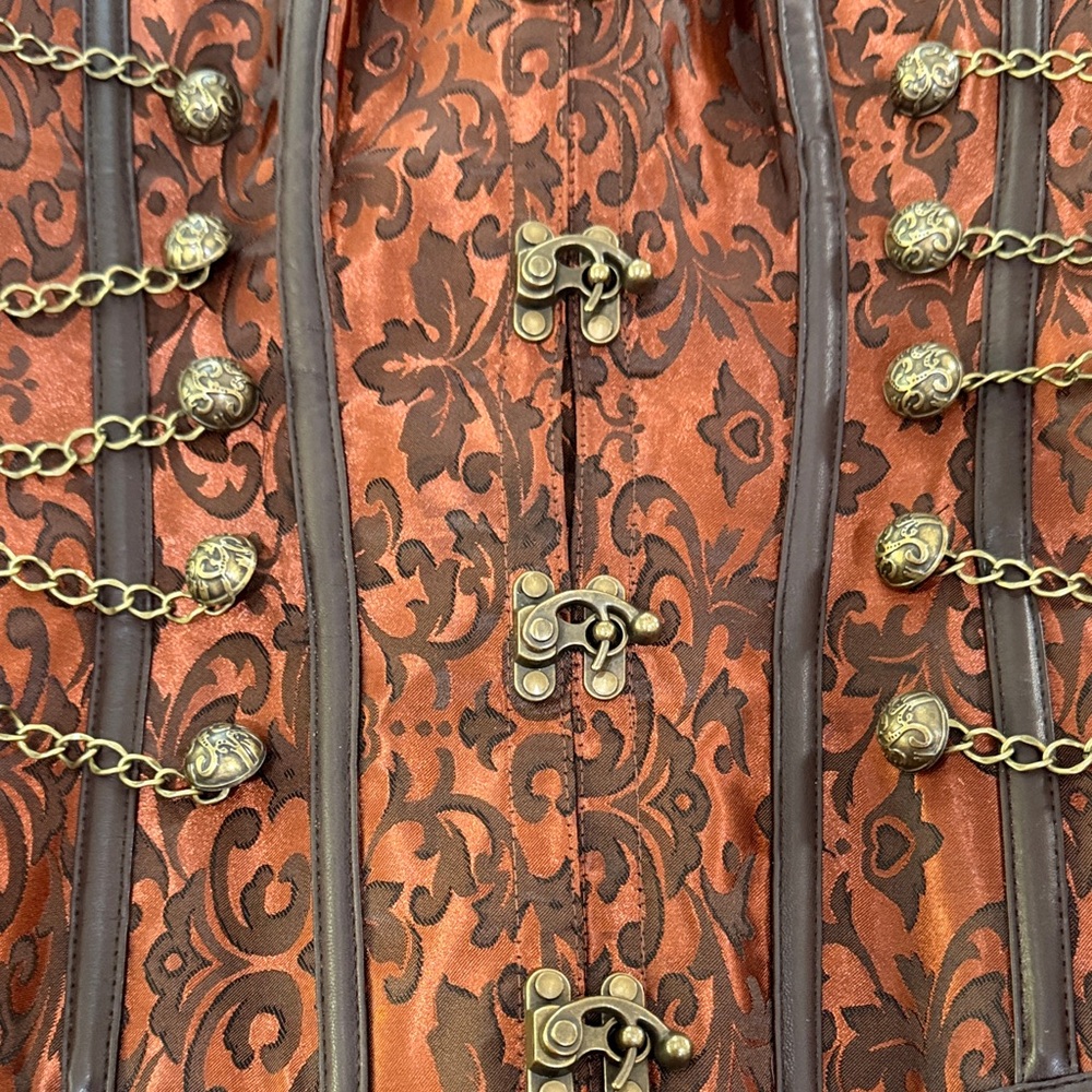 Brown Corset with Chain Details - Picture 10 of 13